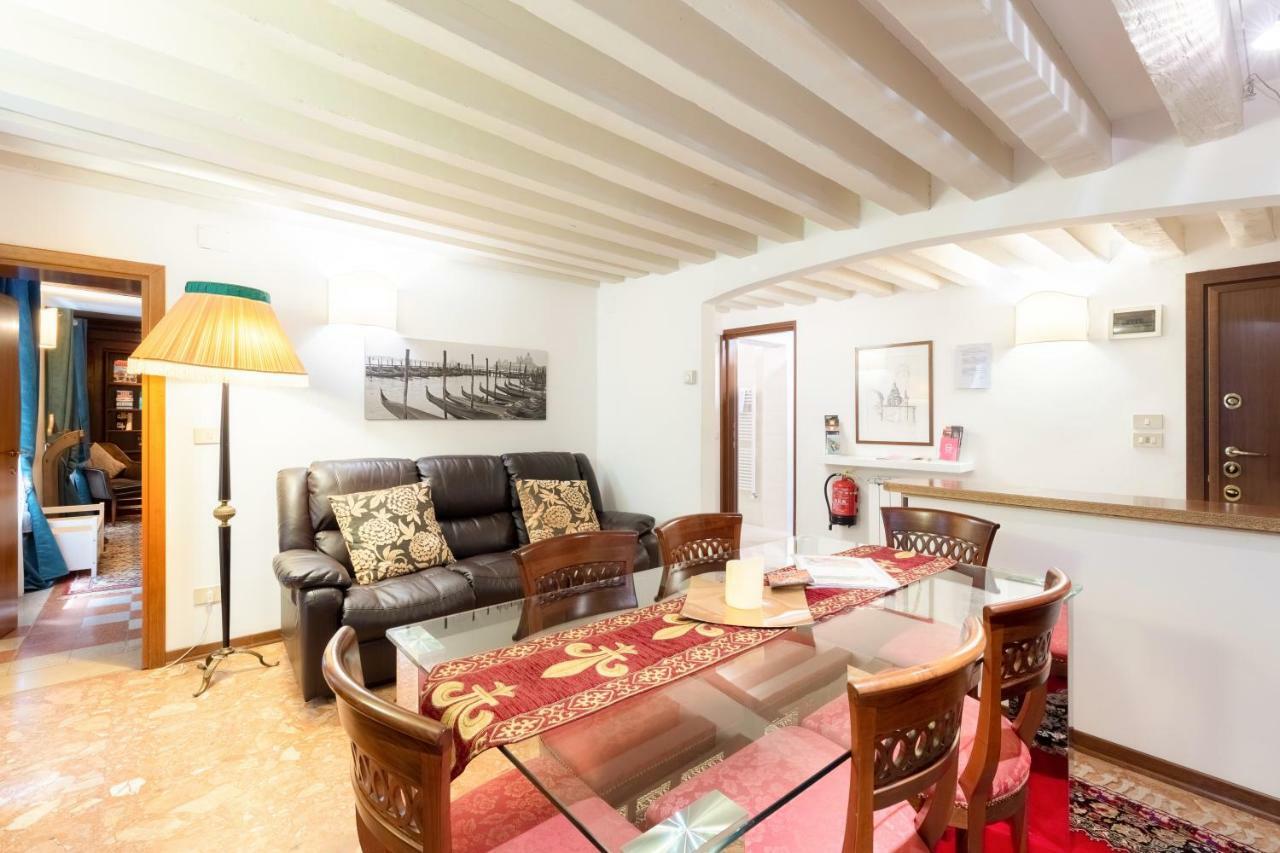 Ca' Del Carro Family Apartment Venesia Bagian luar foto